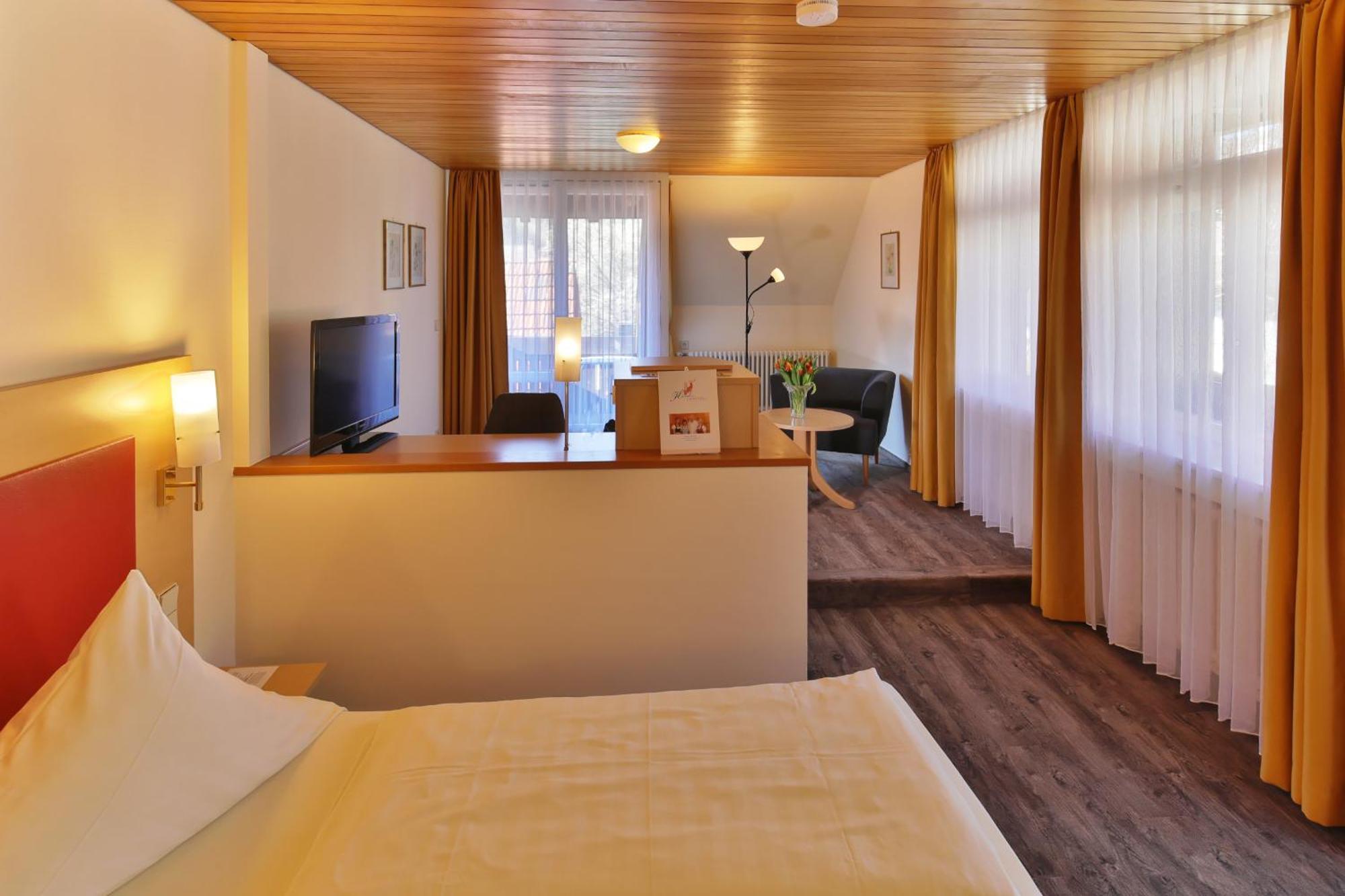 Hotel Hirschen Glottertal Buitenkant foto